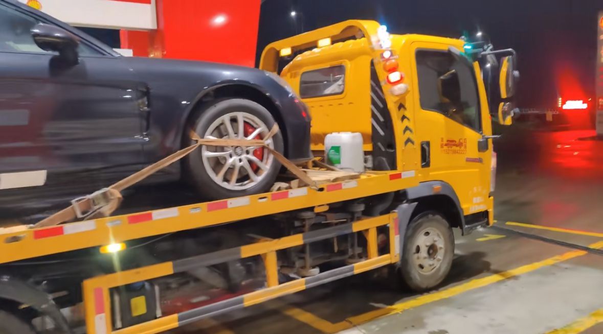 益阳行车途中遇到突发状况该如何呼叫道路救援？